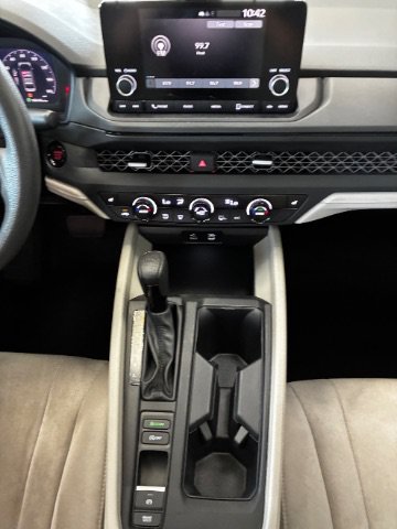 Used 2024 Honda Accord EX image 24