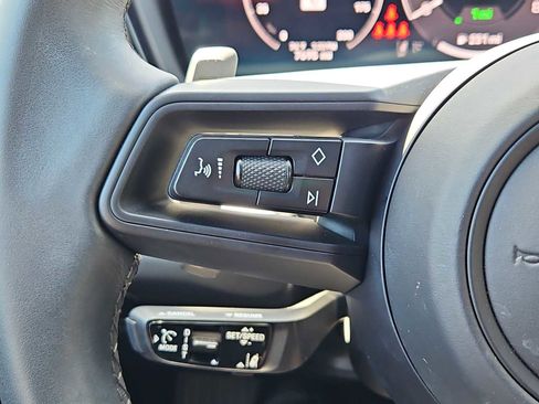 Certified 2025 Porsche Cayenne S AWD/4WD image 21