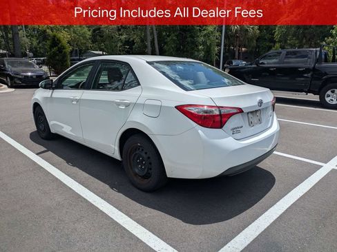 Used 2015 Toyota Corolla LE FWD image 5