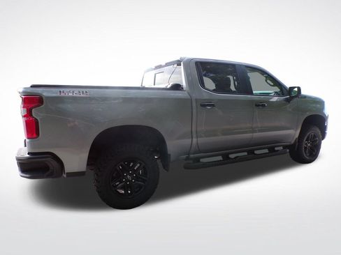 Used 2024 Chevrolet Silverado 1500 LT Trail Boss w/ LT Trail Boss Premium Package AWD/4WD image 8