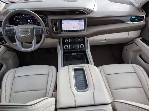 Used 2021 GMC Yukon Denali image 26