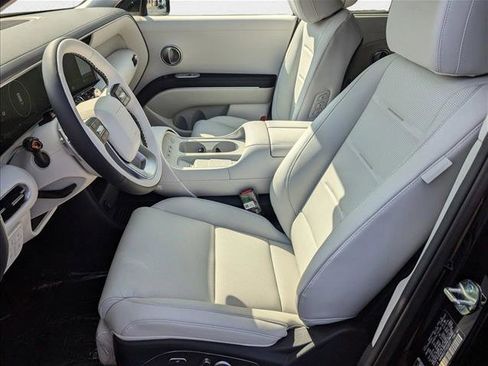 New 2026 Hyundai Palisade Calligraphy image 4