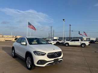 Used 2021 Mercedes-Benz GLA 250 video 1