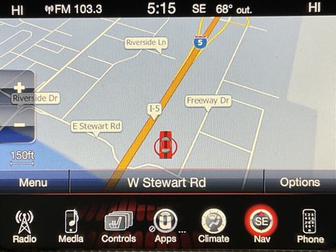 Used 2015 Dodge Challenger SRT Hellcat image 12