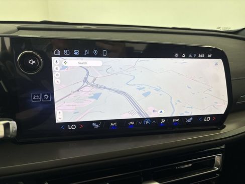 New 2026 Chevrolet Traverse LT w/ Driver Confidence Package FWD image 14
