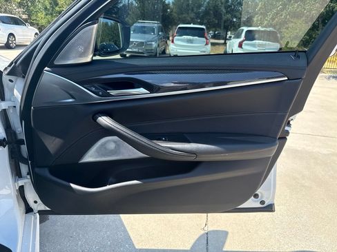 Used 2017 BMW 540i xDrive AWD/4WD image 9