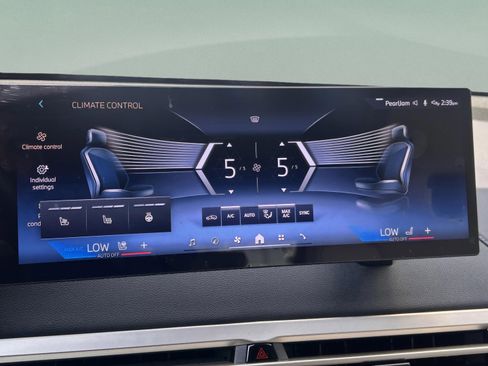 Used 2026 BMW iX xDrive45 w/ Executive Package image 14