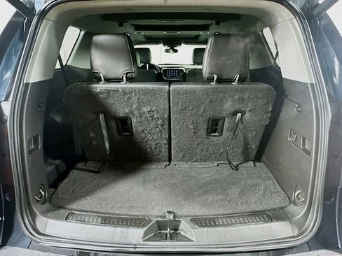 Used 2020 GMC Acadia SLT image 29