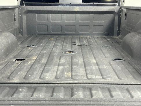Used 2025 RAM 3500 Laramie AWD/4WD image 15
