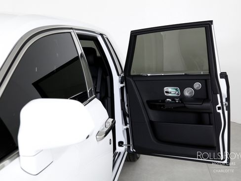 Certified 2023 Rolls-Royce Phantom Sedan w/ The Phantom Package image 17