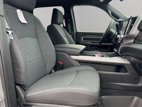 New 2026 RAM 2500 Big Horn AWD/4WD image 22