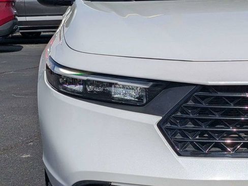 Used 2023 Honda Accord LX image 10