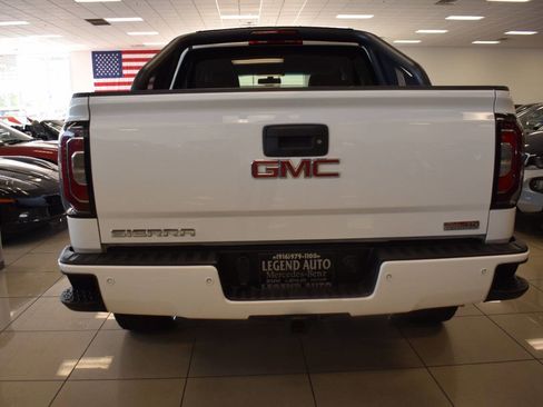Used 2017 GMC Sierra 1500 SLT w/ All Terrain X Package image 7