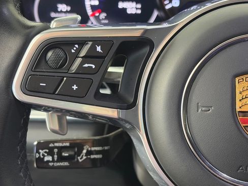 Used 2018 Porsche Panamera 4S image 17