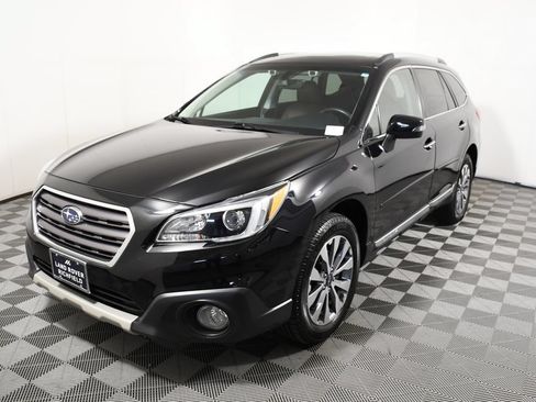 Used 2017 Subaru Outback 3.6R Touring AWD/4WD image 1