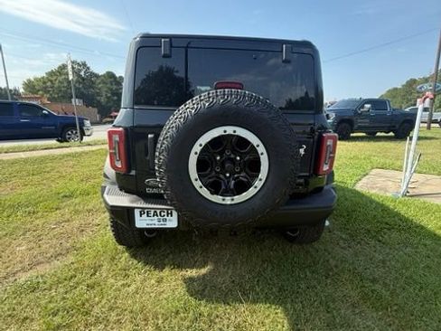 Used 2025 Ford Bronco Badlands AWD/4WD image 4