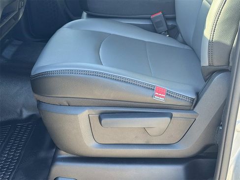 New 2026 RAM 2500 Tradesman w/ Chrome Appearance Group image 24