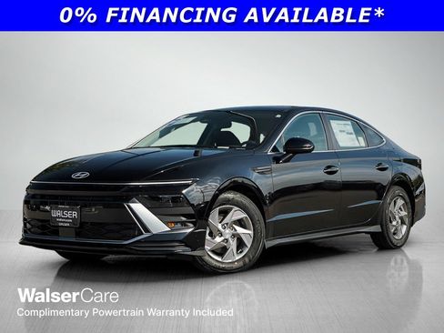 New 2026 Hyundai Sonata SE FWD image 1