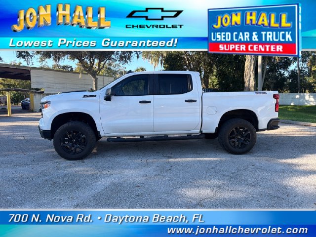 Used 2024 Chevrolet Silverado 1500 Custom Trail Boss w/ Turbomax Blackout Package AWD/4WD image 3