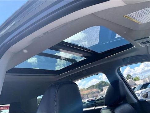 Certified 2025 Nissan Pathfinder SL w/ SL Premium Package image 26