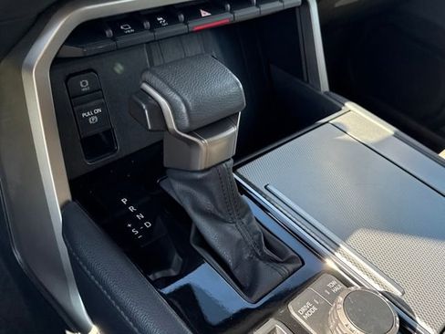 Used 2023 Toyota Sequoia Limited image 14