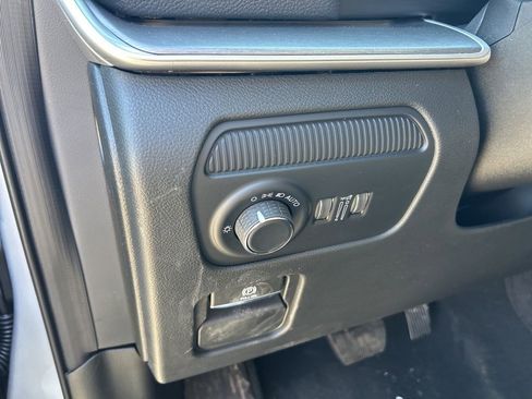 New 2026 Jeep Grand Wagoneer L Limited image 38