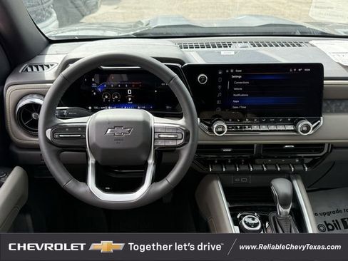 New 2026 Chevrolet Colorado ZR2 w/ Technology Package AWD/4WD image 12