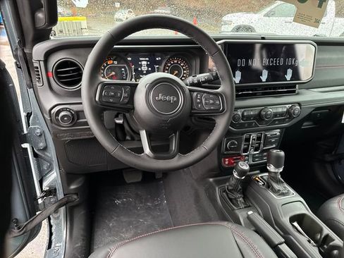 New 2026 Jeep Wrangler Unlimited Rubicon image 17