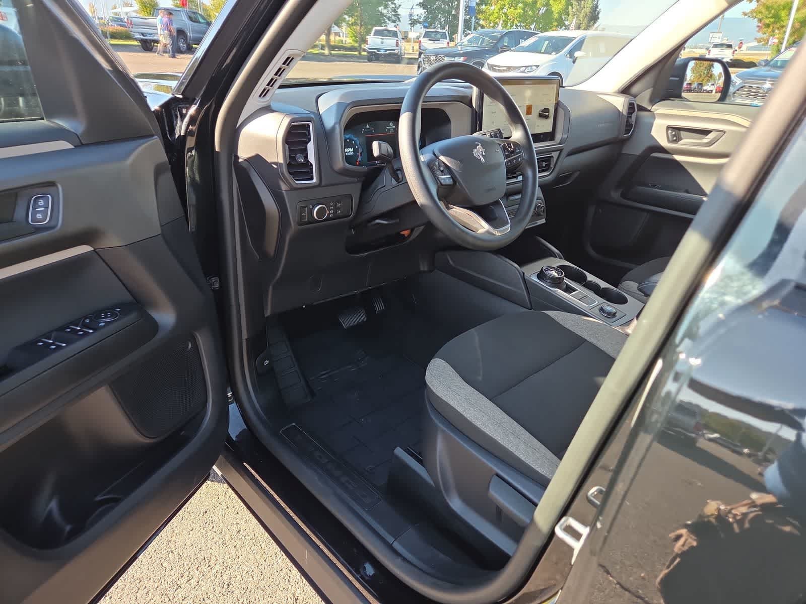 Used 2025 Ford Bronco Sport Big Bend AWD/4WD image 10