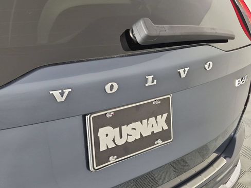 Certified 2026 Volvo XC90 B6 Plus w/ Protection Package Premier AWD/4WD image 25