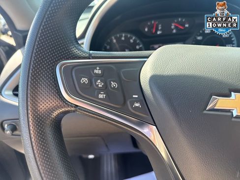 Used 2025 Chevrolet Malibu LT FWD image 17