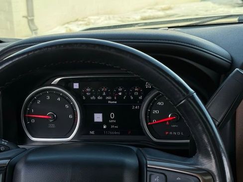 Used 2021 Chevrolet Silverado 1500 High Country image 9