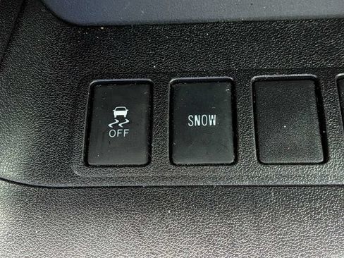 Used 2018 Toyota Highlander XLE FWD image 21