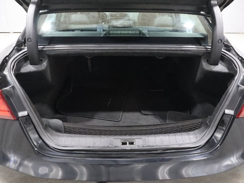 Used 2016 Nissan Maxima Platinum image 4