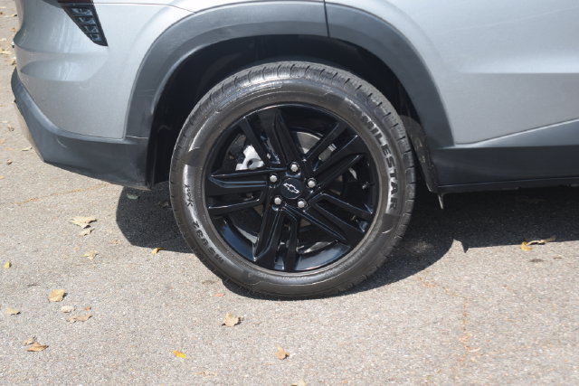 Used 2024 Chevrolet Trax ACTIV w/ Sunroof Package FWD image 28