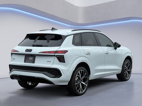 New 2026 Audi Q3 quattro 2.0T AWD/4WD image 6
