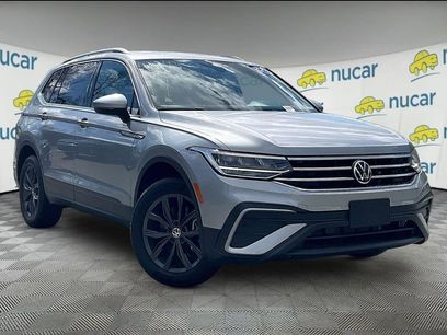 Used 2022 Volkswagen Tiguan SE