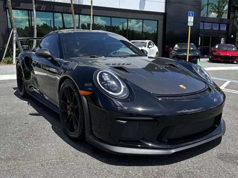 Used 2019 Porsche 911 GT3 RS image 8
