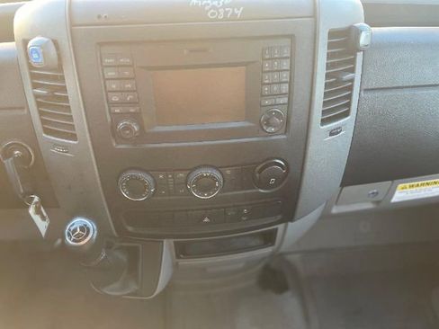 Used 2017 Mercedes-Benz Sprinter 3500 image 22