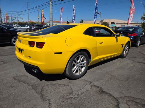 Used 2013 Chevrolet Camaro LT RWD image 3