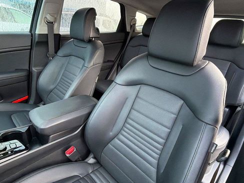 Used 2025 Kia Sportage SX Prestige AWD/4WD image 18