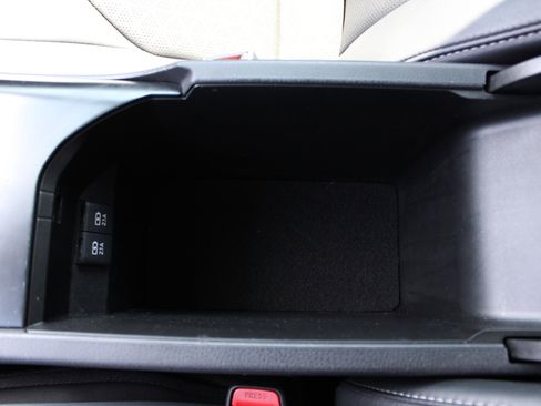Used 2020 Toyota Camry XSE image 24