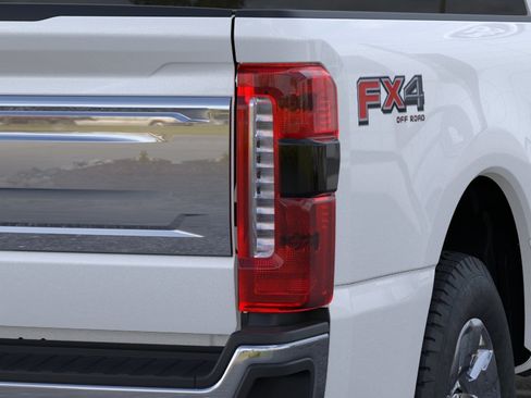New 2026 Ford F250 King Ranch w/ Chrome Package AWD/4WD image 21