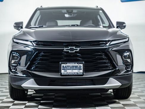 New 2026 Chevrolet Blazer LT w/ LPO, Black Sport Package image 2