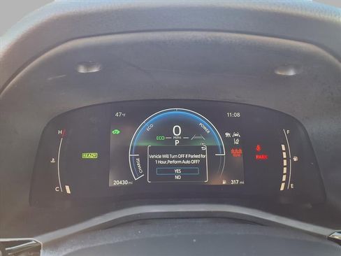 Used 2025 Toyota Camry LE image 14