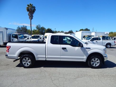 Used 2020 Ford F150 XLT RWD image 8