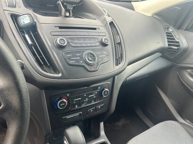 Used 2018 Ford Escape SE FWD image 12