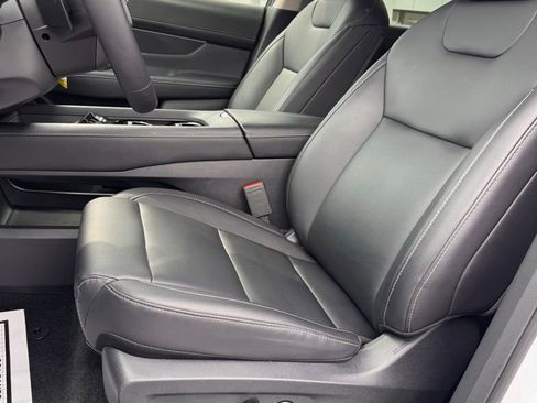 Used 2025 Nissan Murano SV AWD/4WD image 10