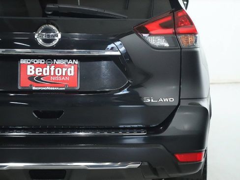 Used 2018 Nissan Rogue SL AWD/4WD image 44
