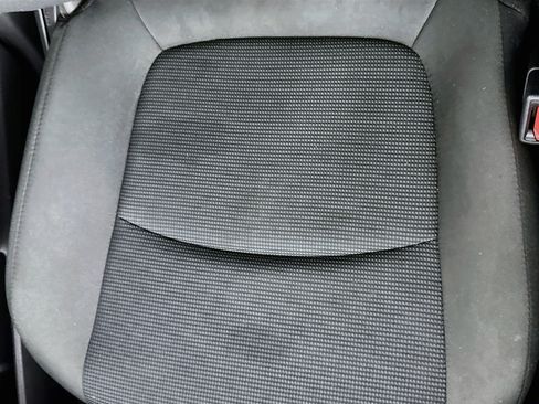 Certified 2023 Toyota RAV4 LE AWD/4WD image 18